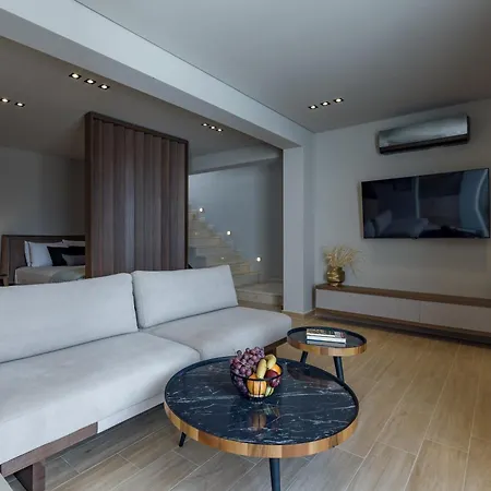 מלון דירות El Mar Naxos 4*